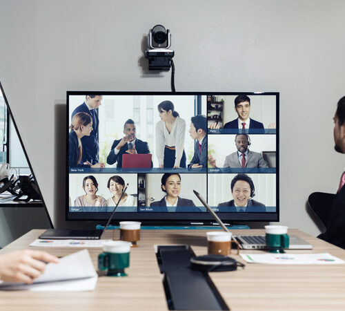 Composants d’une salle de visioconférence professionnelle